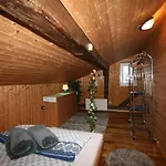 Schoeser By Interhome Lejlighed *