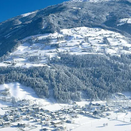 Schoeser By Interhome Apartmán Stumm