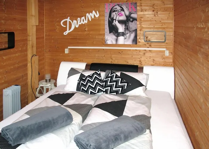 Schoeser By Interhome شقة *