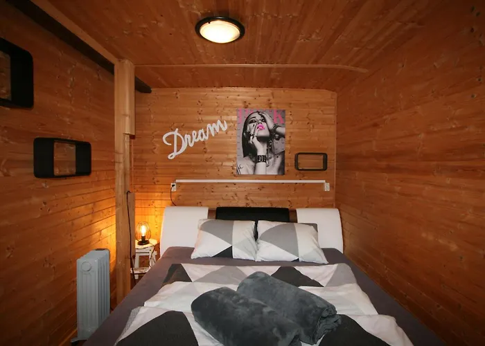 Schoeser By Interhome شقة *